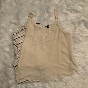 Ivory floral Torrid top size 2x